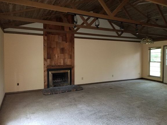 2nd image of 4711 Wheaton Ln NW