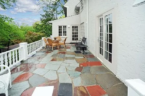 Sold by Trebach Realty | media 31