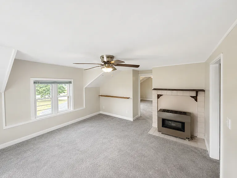 12384 N Mackinaw Hwy #2 — Photo 2