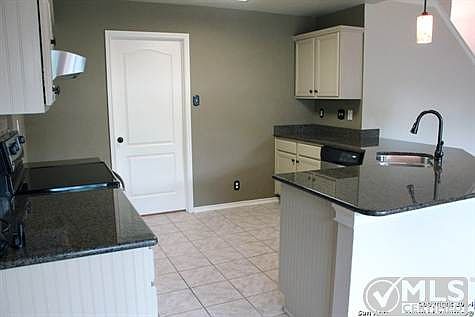 3rd image of 4 Pembroke Pl