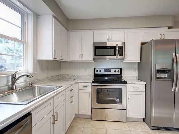 5th image of 5645 Dobson St
