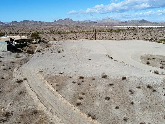5th image of 7841 N Wagon Wheel Dr
