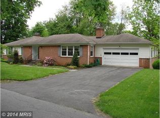 7 Inn Cir, Luray, VA 22835