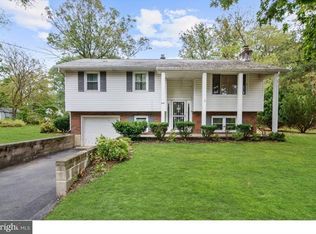 800 S Randolph Ave, Cinnaminson, NJ 08077
