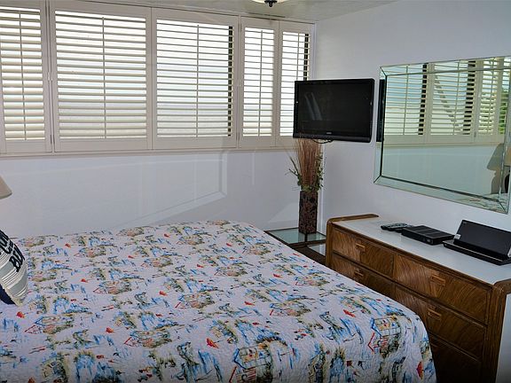 5th image of 250 Hauoli St APT 202
