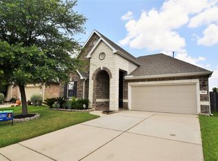 8918 Parlin Ridge Dr, Houston, TX 77040