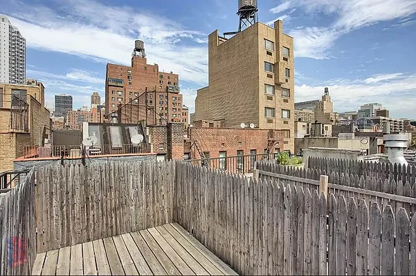 Rented by Compass | media 8