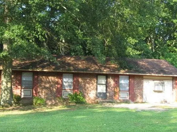 651 Nassau St, Forest Park, GA 30297