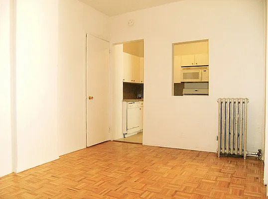 Rented by City Connections Realty | media 49