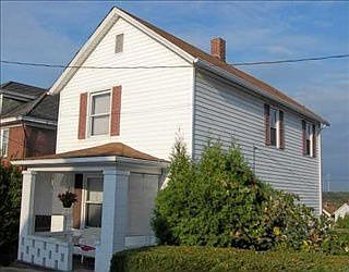 2nd image of 1214 Ashland St