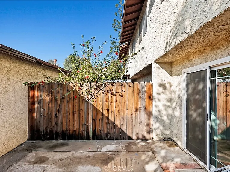 8707 Cedros Ave #7 — Photo 36