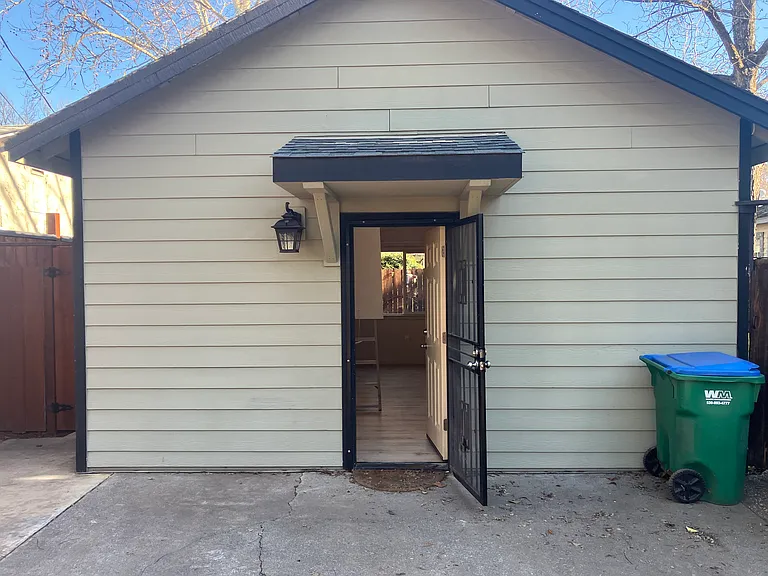 280 E 4th Ave — Photo 32