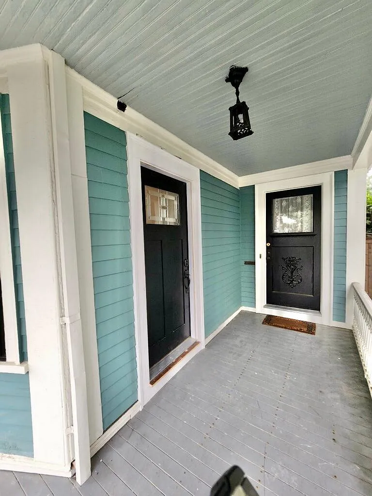 146 Governor St — Photo 4
