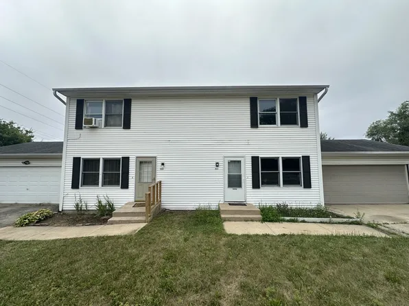 2837 17th St #1, Rockford, IL 61109
