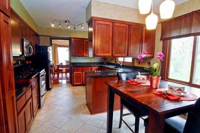 1st image of 1761 Canyon Ln