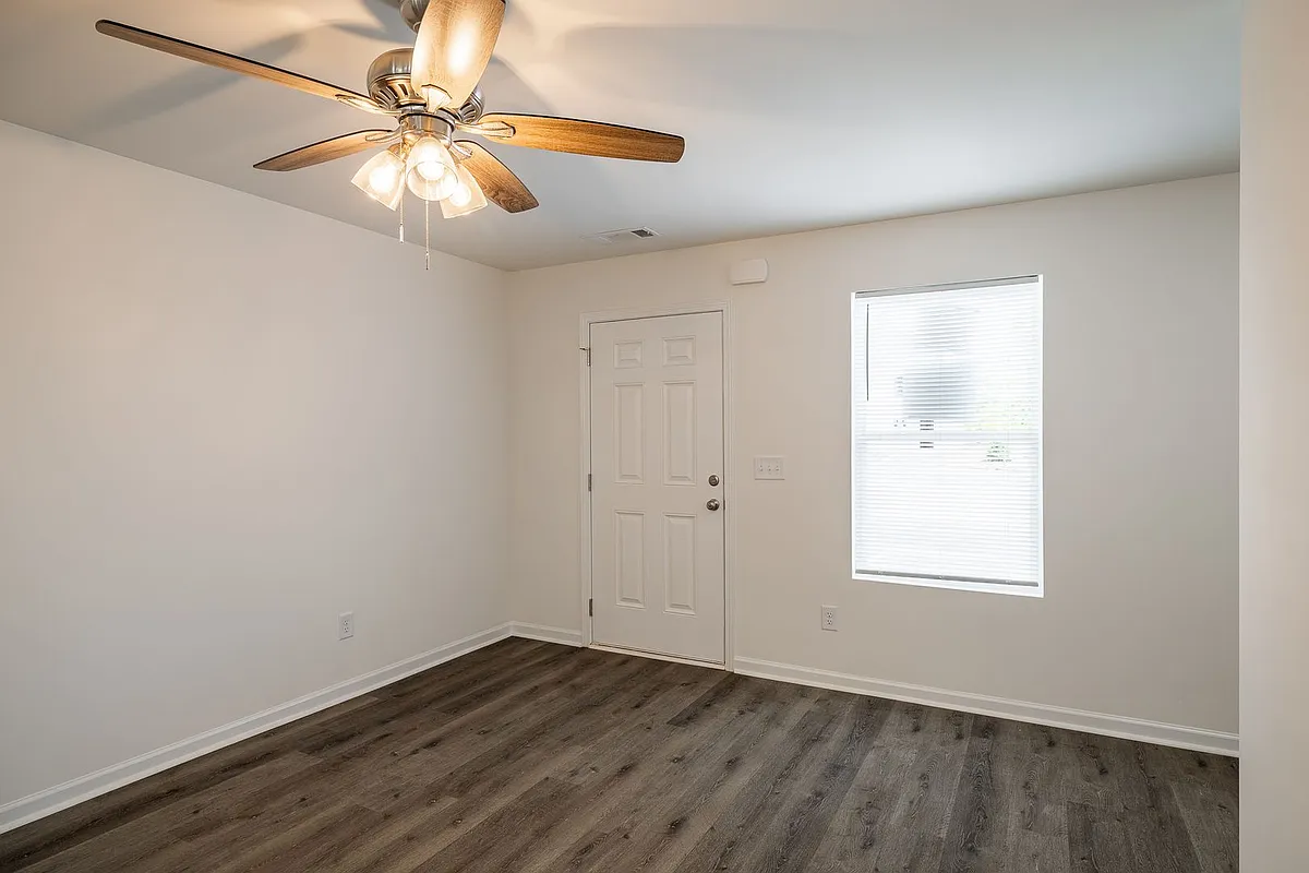 Building Photo - 150 Ram Dr
