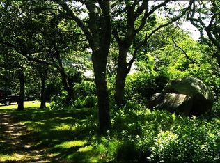 3 Harpoon Holw, Aquinnah, MA 02535