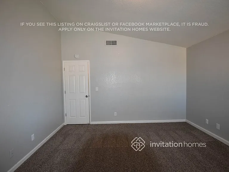 1247 Crescendo Dr — Photo 12