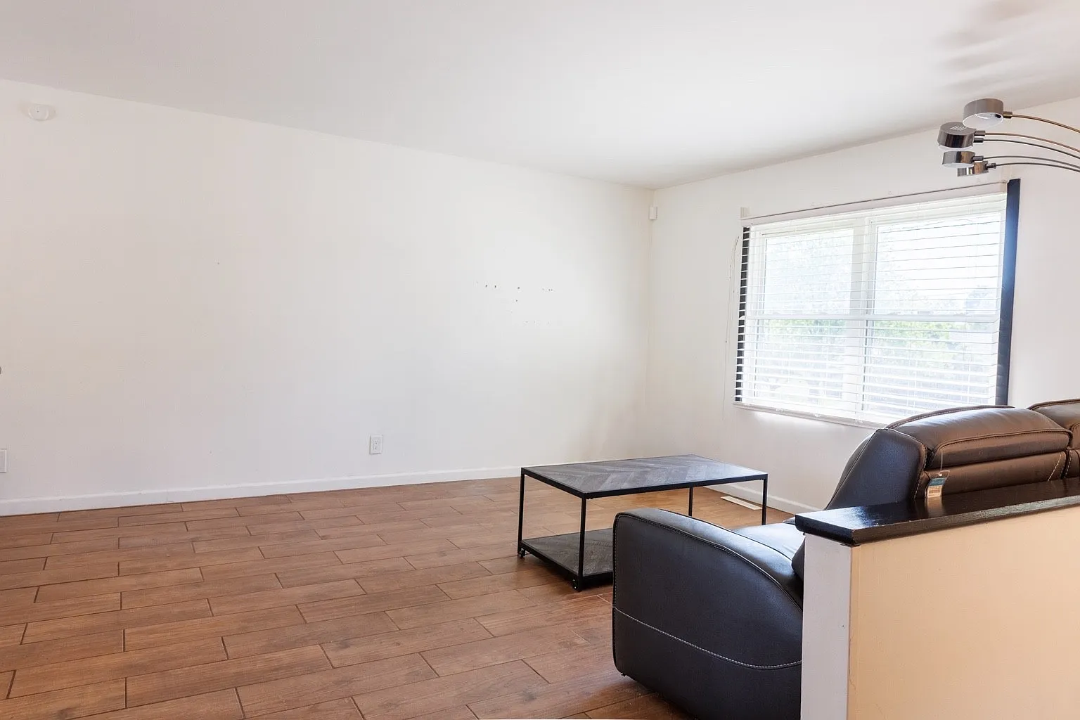 3 bed, 1800 sqft, $2,900 — Photo 3