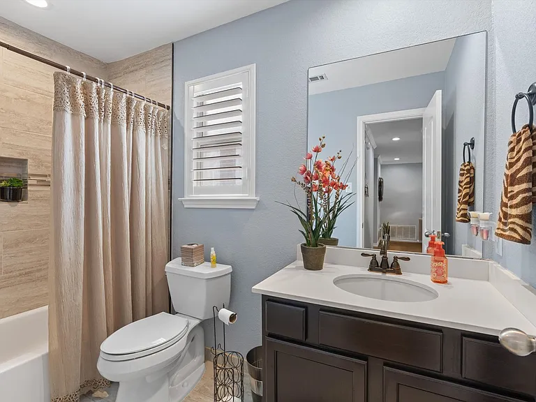 226 Claris Ln — Photo 20