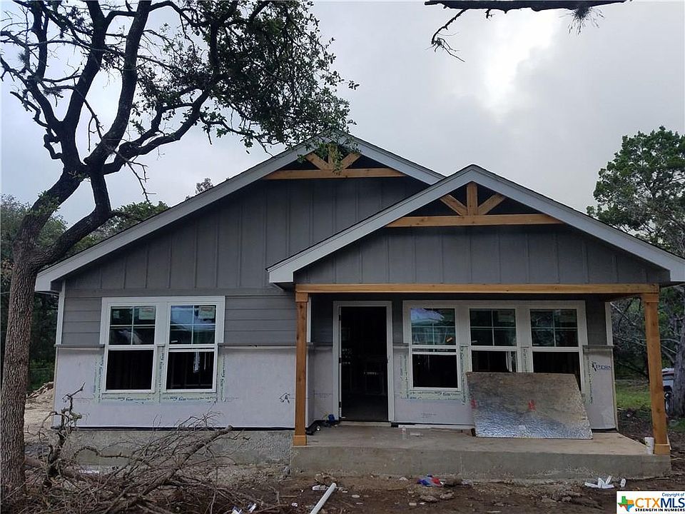 1st image of 2439 Candlelight Dr