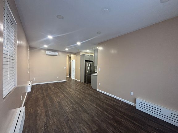 4th image of 30-17 47th St #1