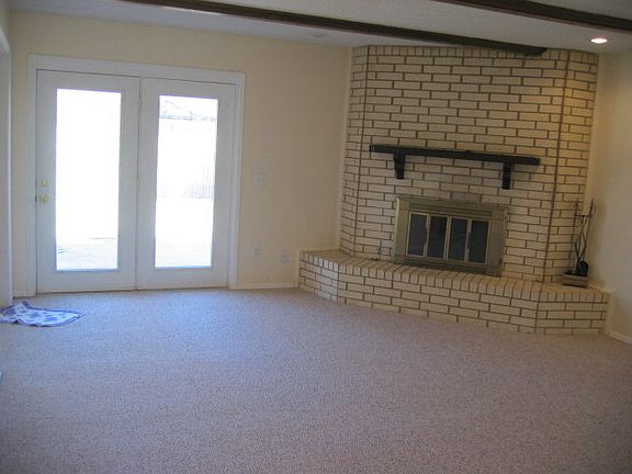 5th image of 5738 37th St