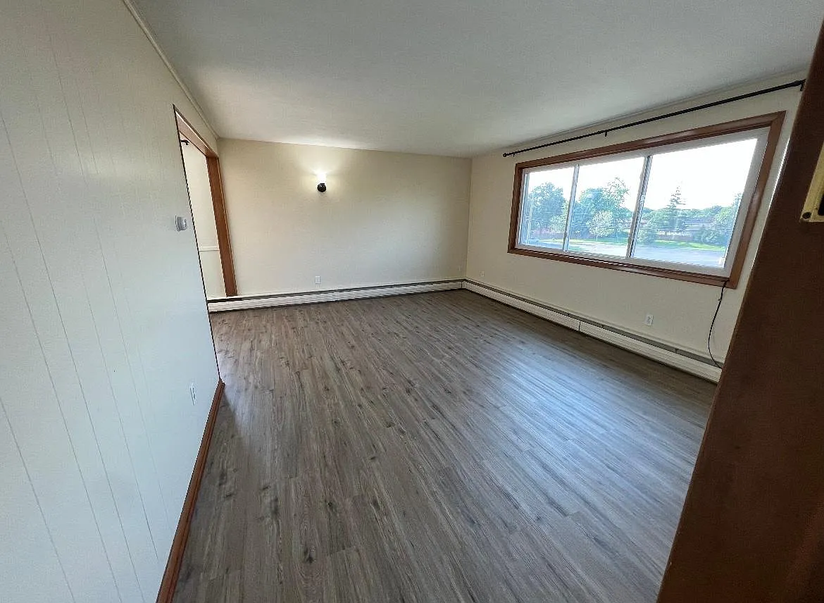 1015 Wehrle Dr — Photo 2
