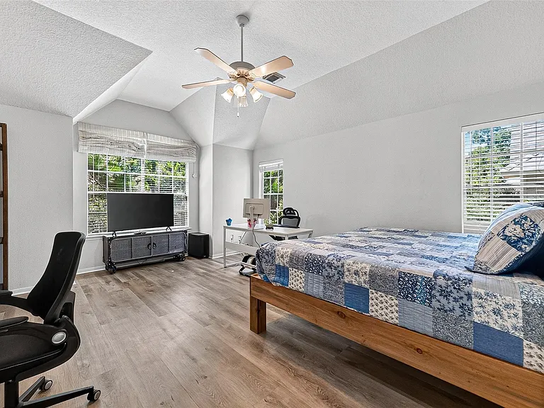150 Wisteria Walk Cir — Photo 35