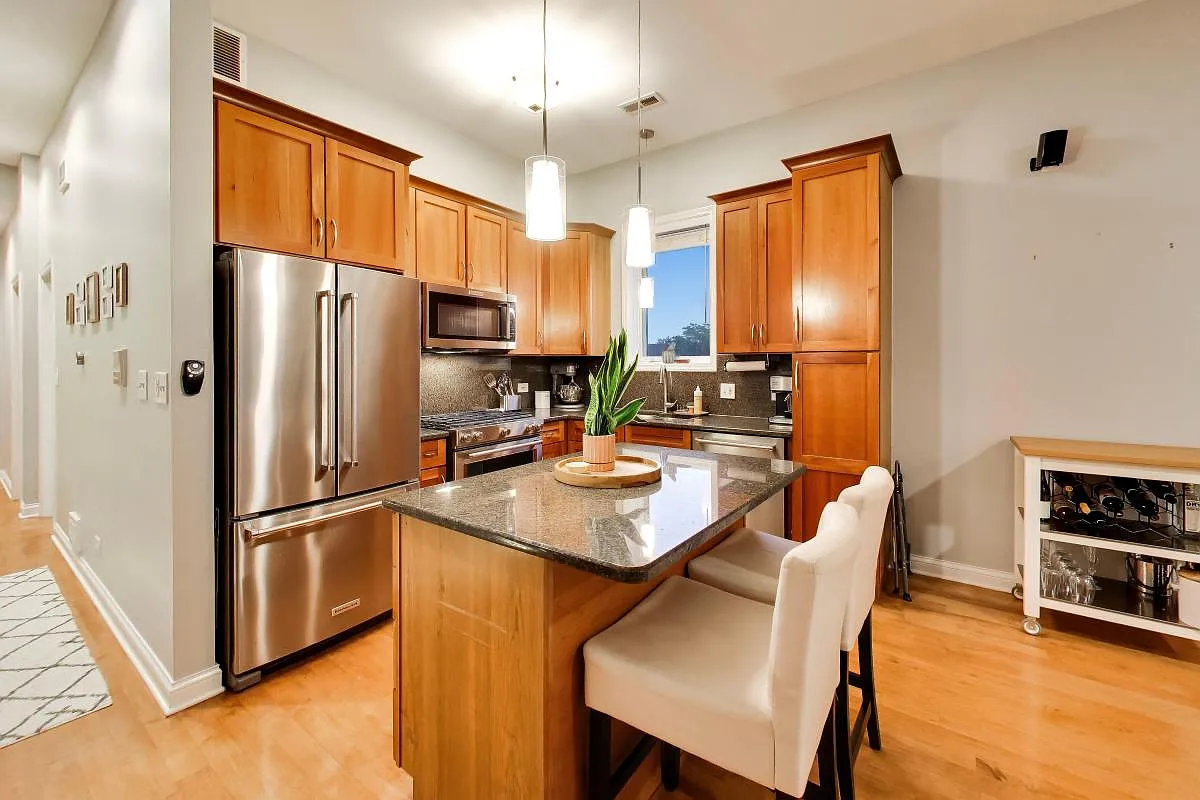 2 bed, 1500 sqft, $4,000 — Photo 4