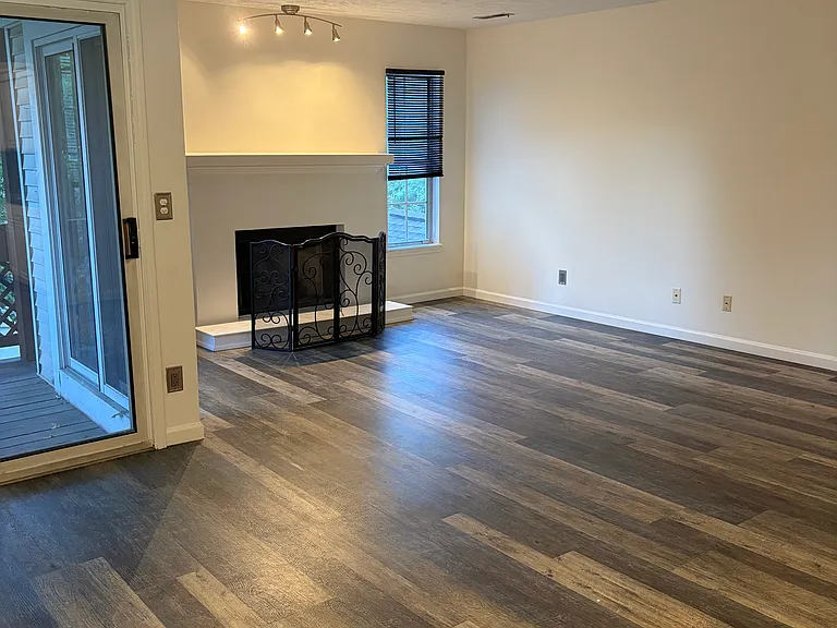 1304 Cedarwood Dr #C3 — Photo 20