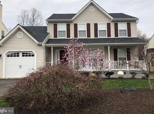 4 Wellington Dr, Stafford, VA 22554