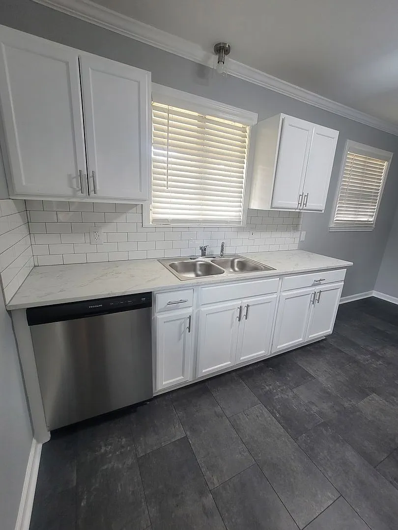Mockingbird Realty 179 — Photo 3