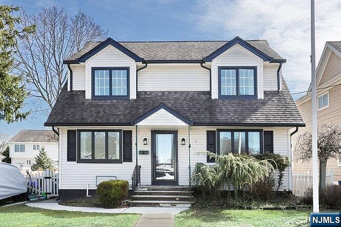 1st image of 88 Alberta Dr