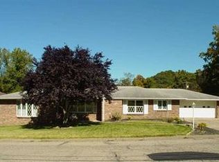 100 Judi Dr, Weirton, WV 26062