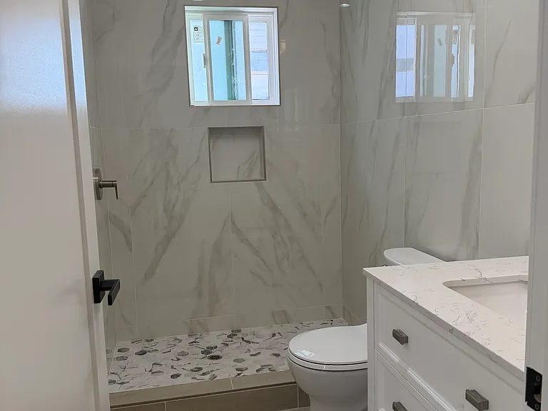 1082 N Loma Ave #1/2 — Photo 8