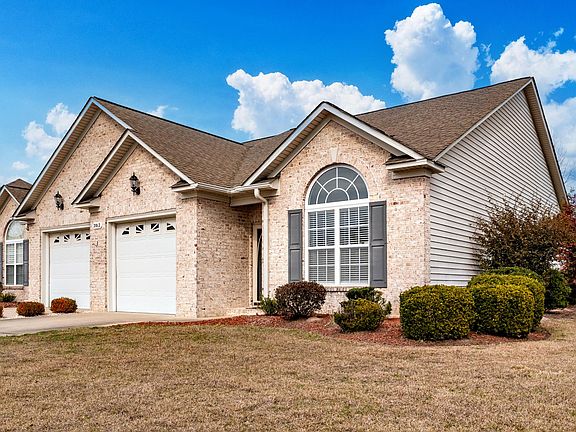 2nd image of 2012 Cambria Dr #B