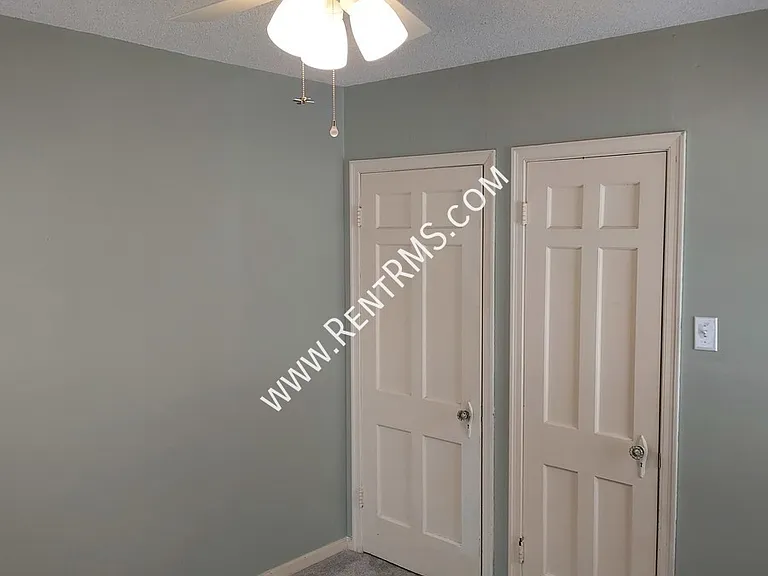 1014 SW Orleans St — Photo 13