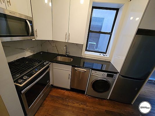 3rd image of 2817 Frederick Douglass Blvd #3L