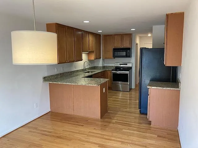 312 James Cir — Photo 5