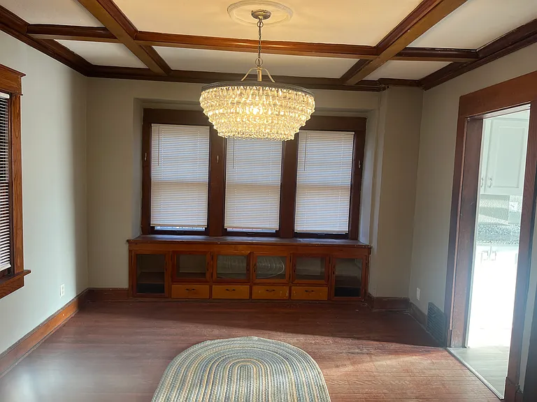 5447 Lydia Ave — Photo 7
