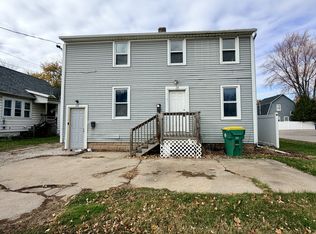 116 S Baird St, Green Bay, WI 54301