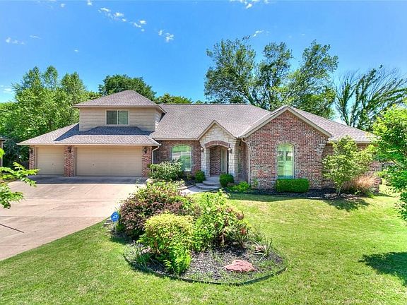 2nd image of 2204 Hanover Ln