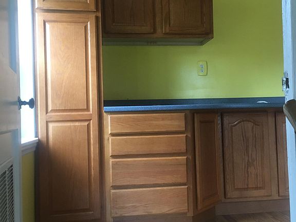 Another view of kitchen