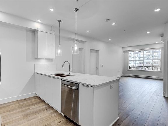 2nd image of 11865 227th St #311