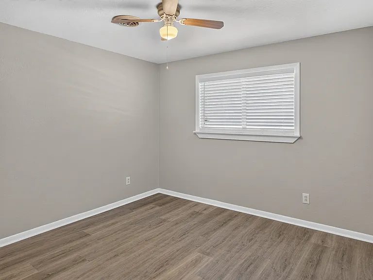 4022 Capri Dr — Photo 18