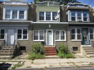 424 Bickley Pl, Chester, PA 19013