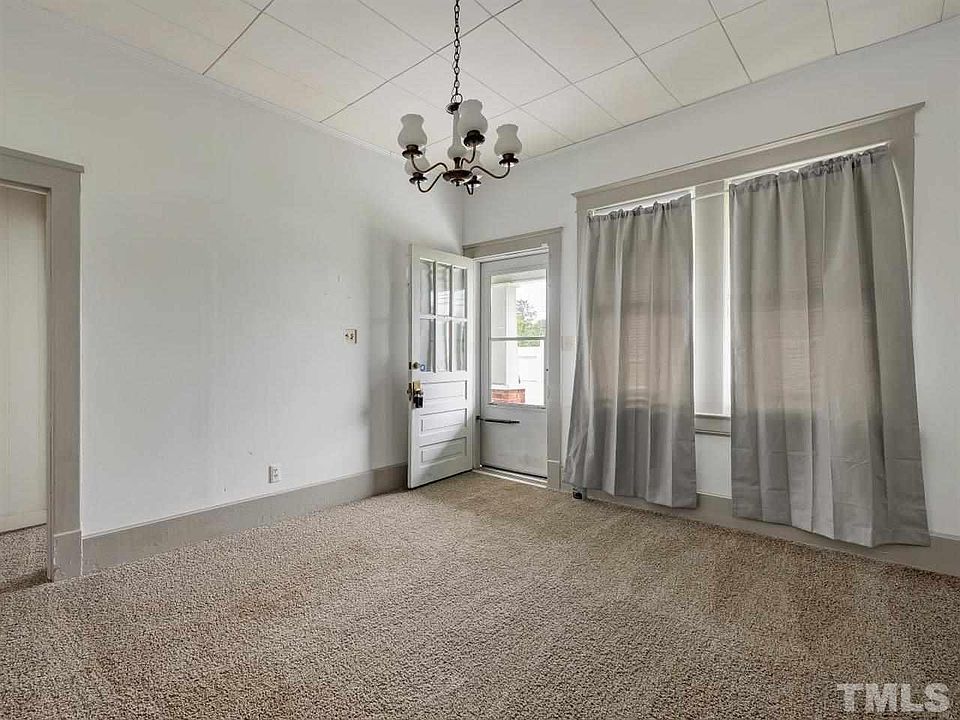 2349 S Main St, Goldston, NC 27252 Zillow