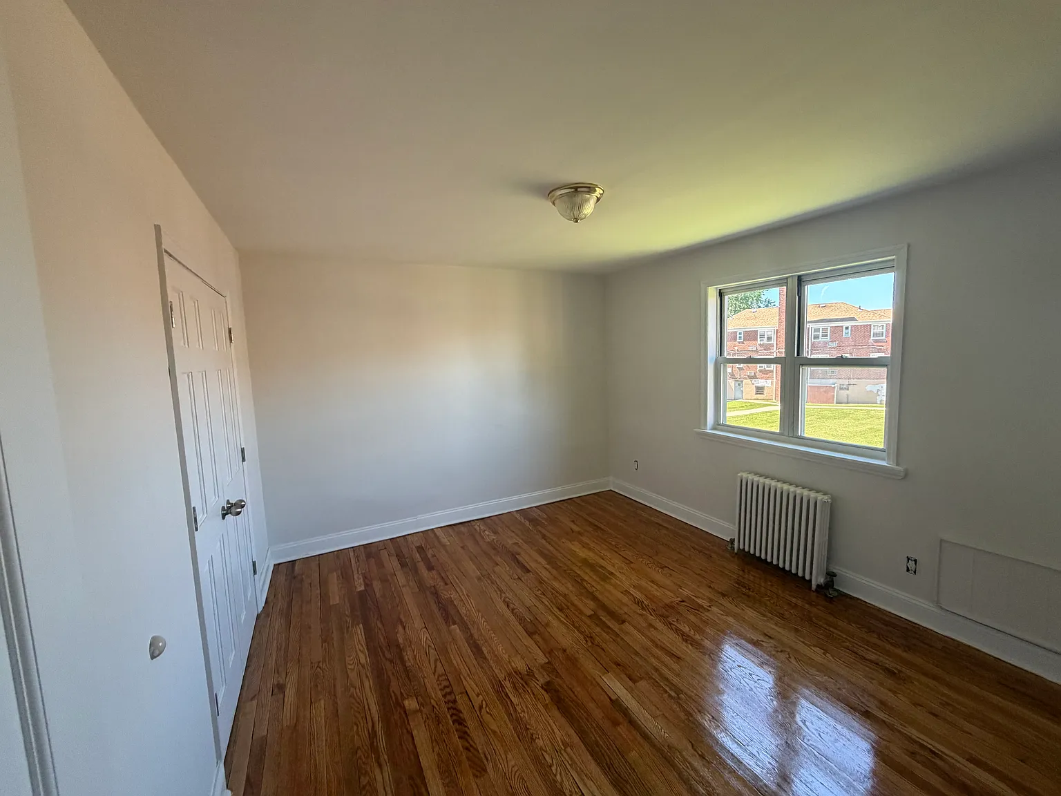 2 bed, 750 sqft, $2,900 — Photo 2