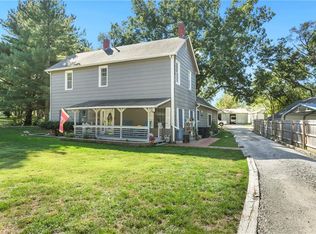 16425 Fort Riley Rd, Leavenworth, KS 66048